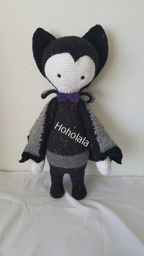 Halloween Dracula Crochet Design 4 - HDCD4212