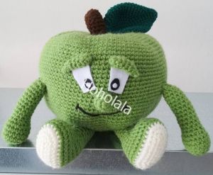 Crochet Apple - CAHC10001